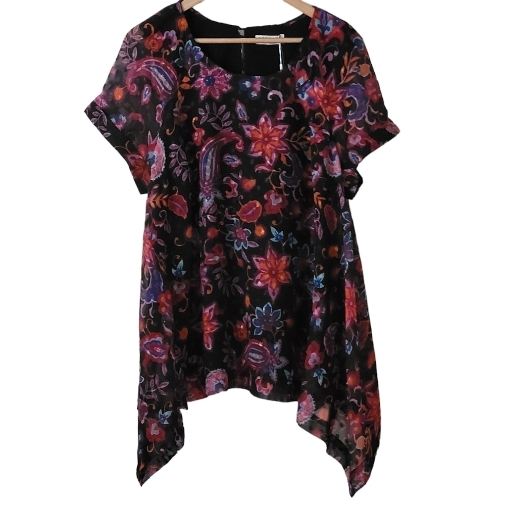 Estelle Clements Print Top Plus Floral Print Shark Bite Hem Short Sleeve 14W
